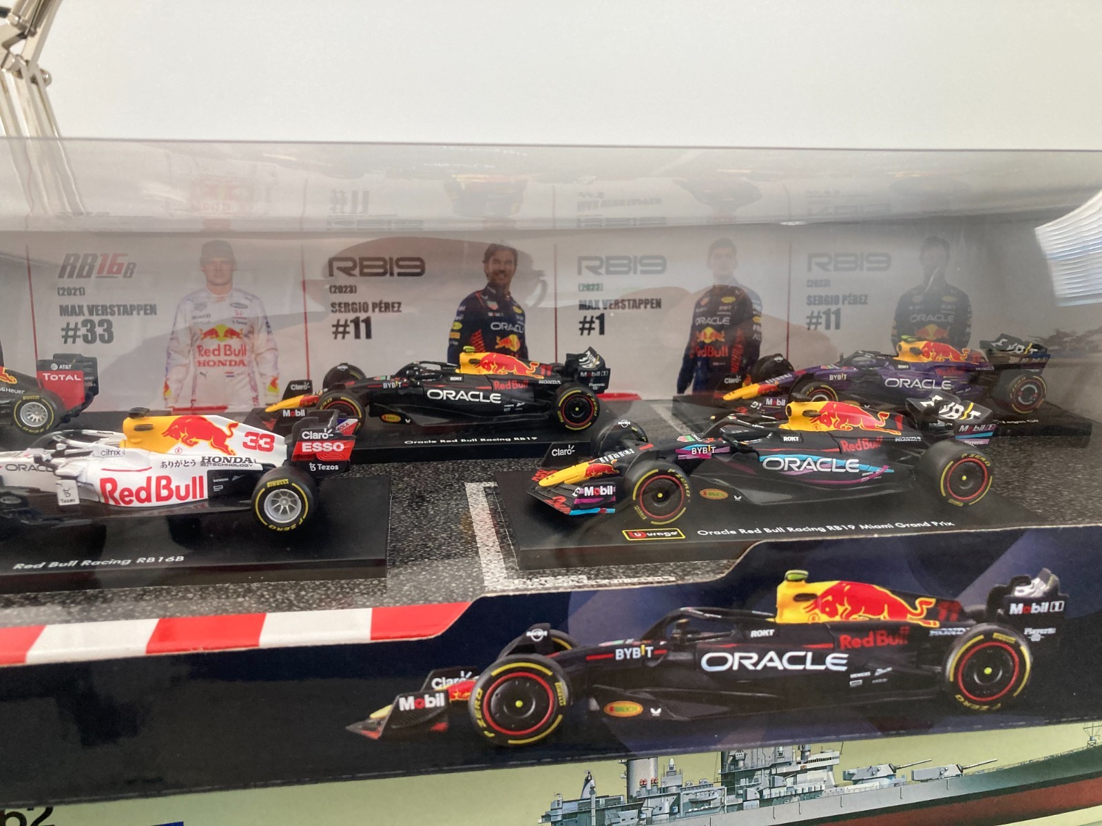 NEW Burago Oracle Red Bull Racing Formula 1 1:43 Scale 6 cars