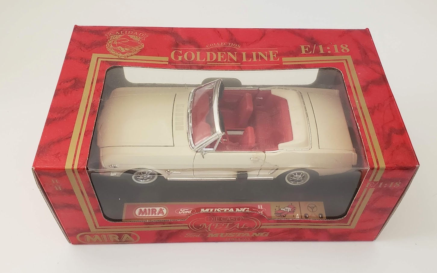 MIRA Golden Line 1:18 Die Cast 1964 ½ Ford Mustang Red Coupe White Convertible 2