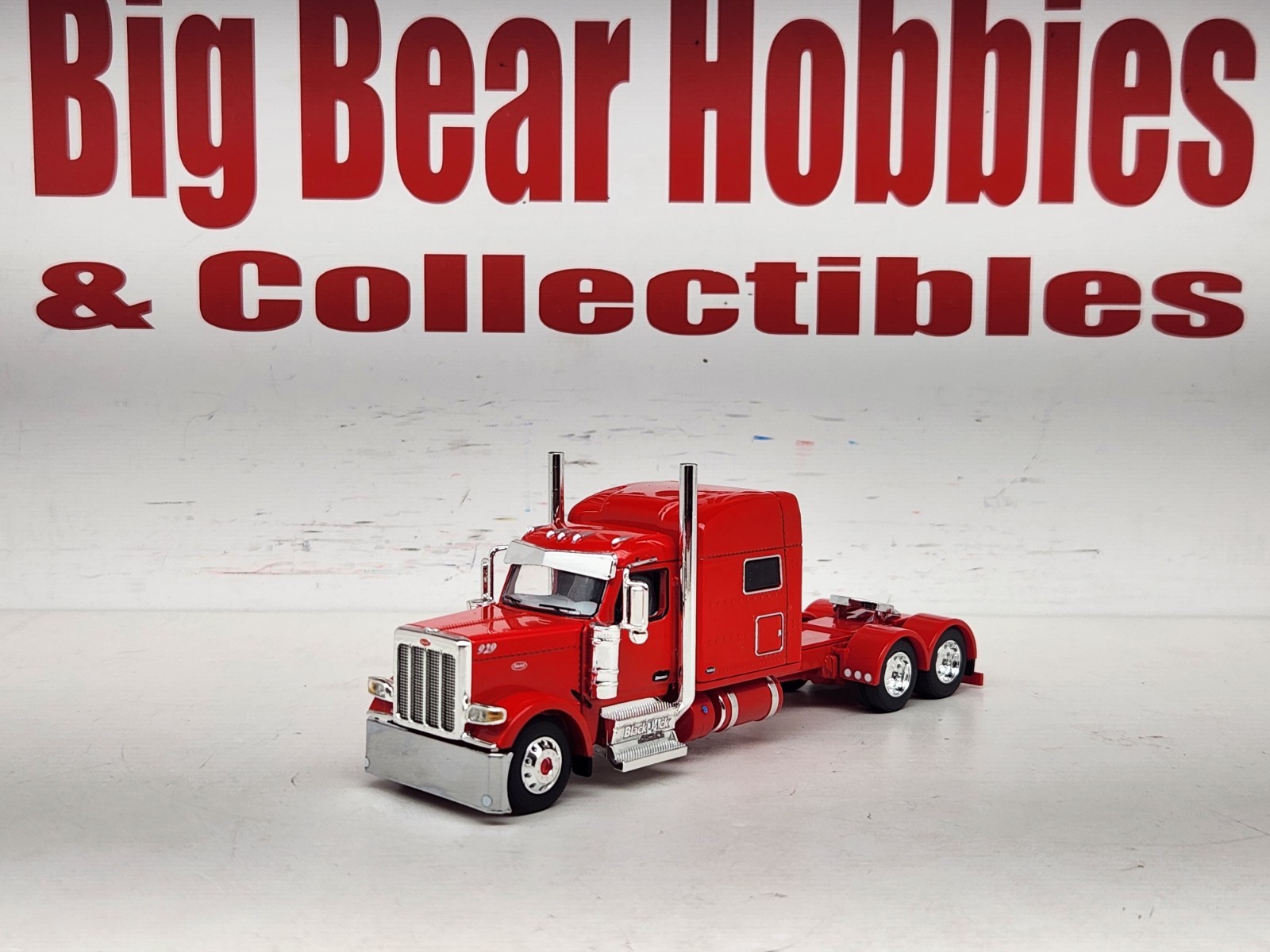 1/64 New DCP Red 589 Peterbilt 70″ Midroof Sleeper Blackjack