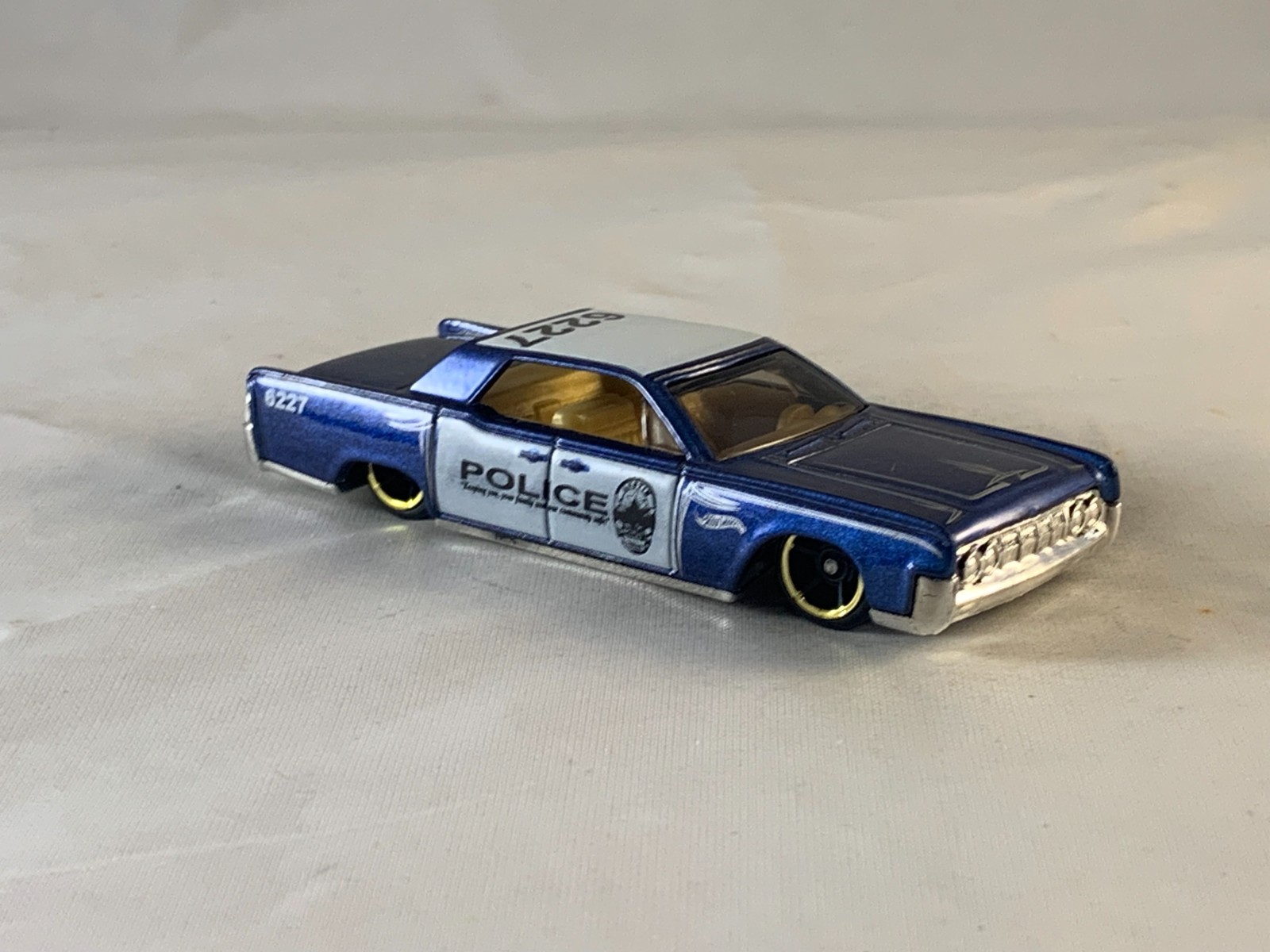 Hot Wheels 1964 Lincoln Continental 2012 Main Street Police Blue OH5SPs