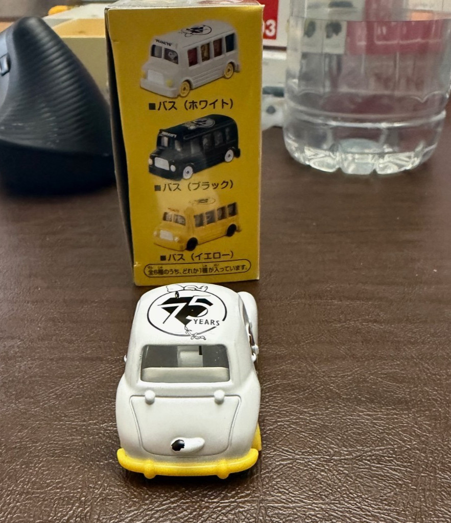 Tomica 75th Anniversary Peanuts Gang Snoopy Car Ⅱ limited FREE SHIPPING