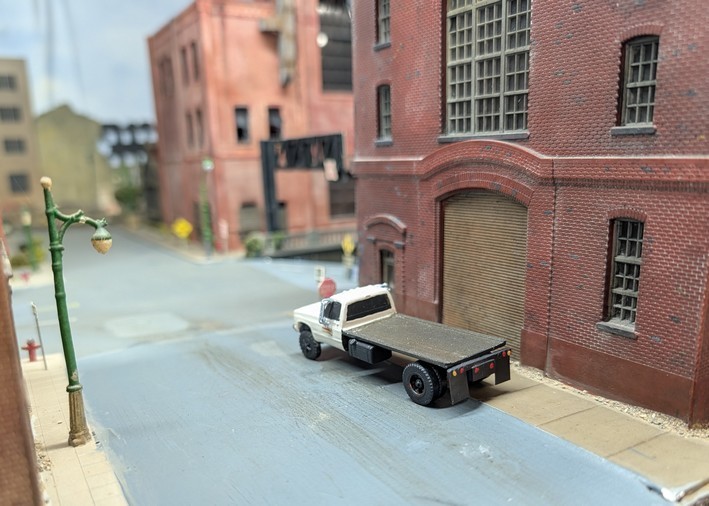 Custom Built 1/87 HO Scale 1980s GMC 3500 Flatbed Truck, 3D Printed Resin Model