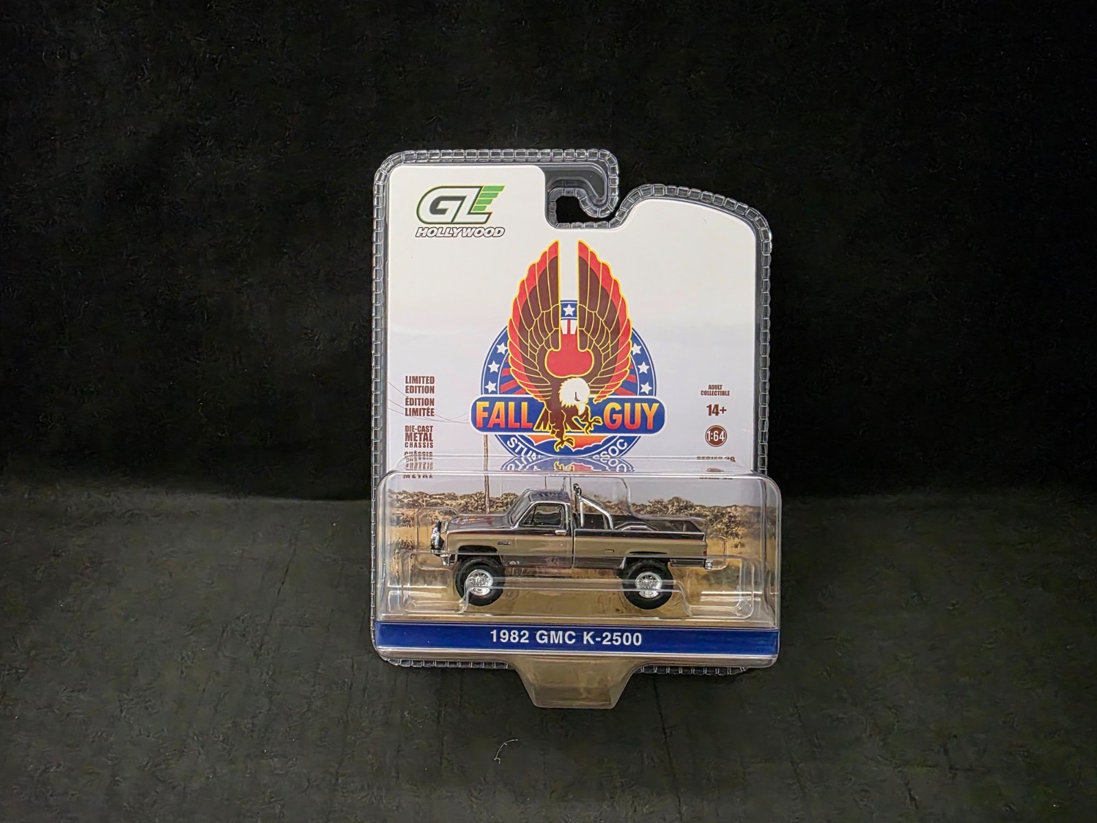 Greenlight Hollywood Series 26 “Fall Guy” 1982 GMC K-2500 Pickup *CHROME CHASE*