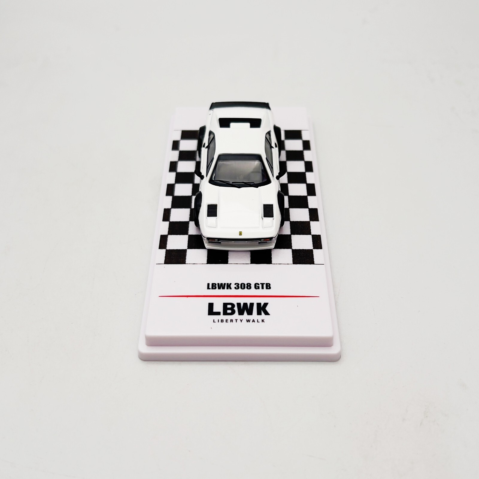 INNO64 1:64 LBWK 308 GTB White