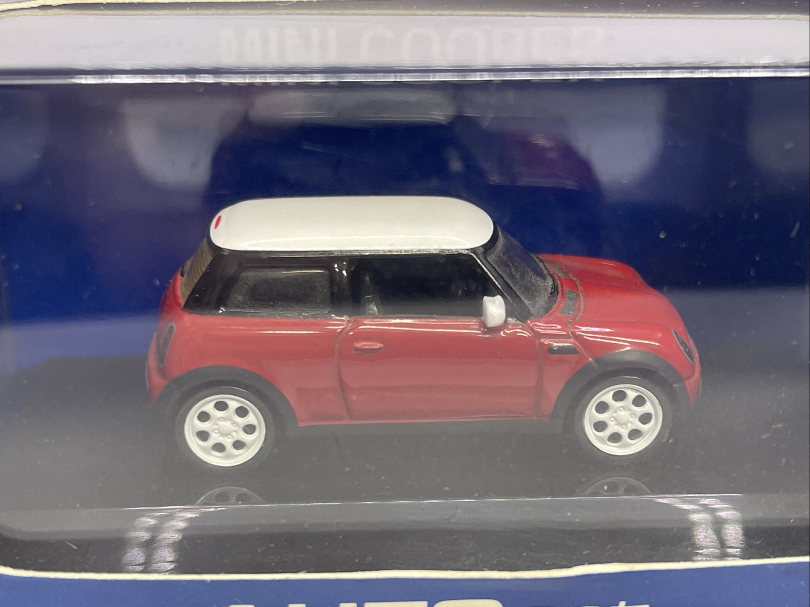 Autoart, BMW Mini Cooper, 1/64 Scale Boxed