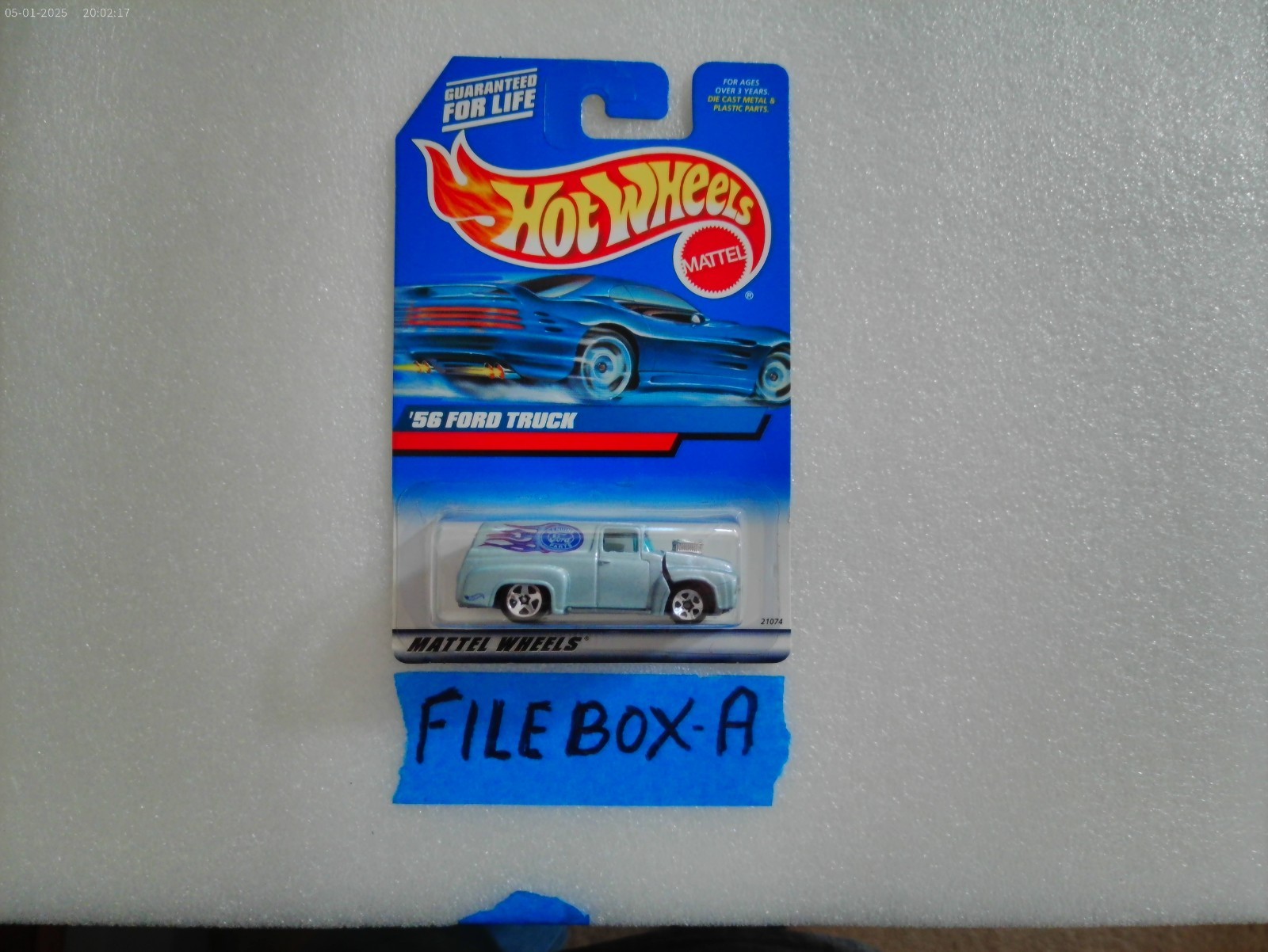 HOT WHEELS 1956 FORD TRUCK PANEL # 927 NEW 1:64