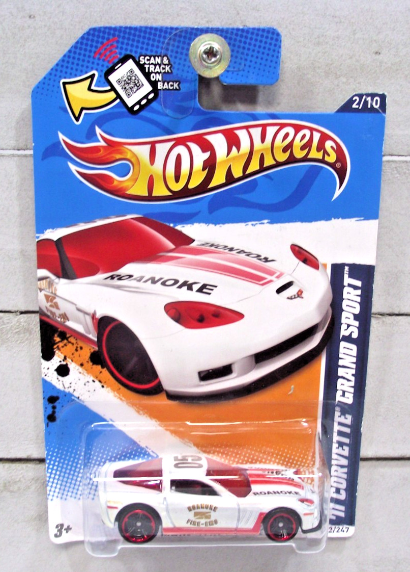 Hot Wheels HW Main Street ’12 White 2011 Corvette Grand Sport Roanoke Fire EMS