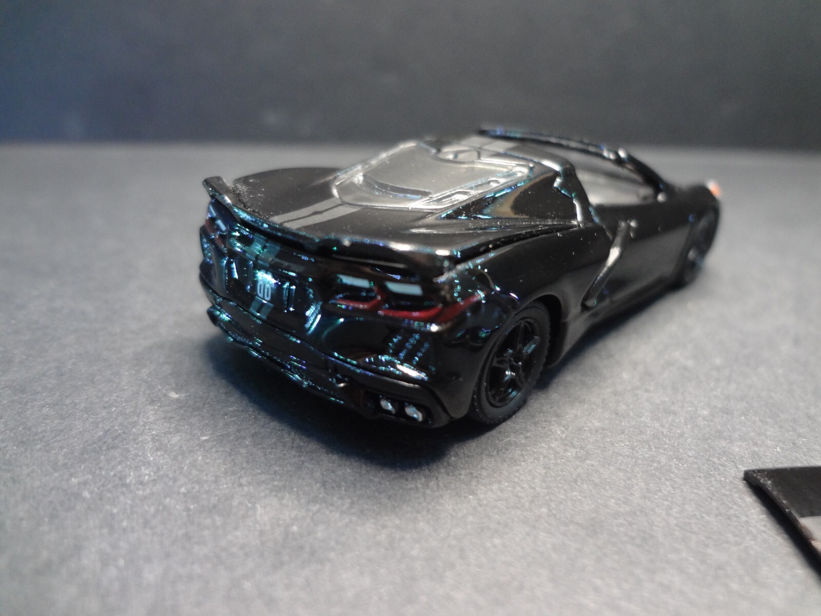 Greenlight 2020 Chevrolet Corvette C8 Stingray w/ removable top 1:64