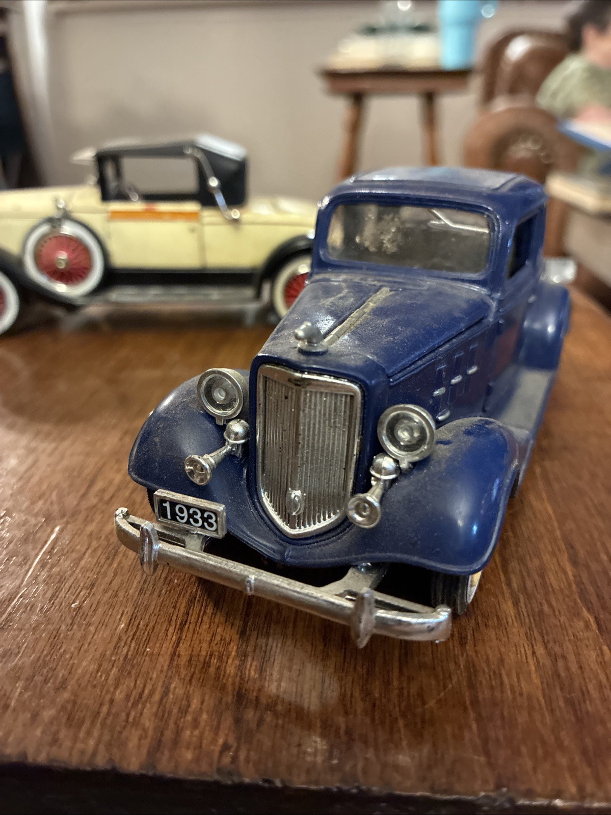 Diecast 1933 Chevrolet Eagle, 1927 314 Roadster 1:32