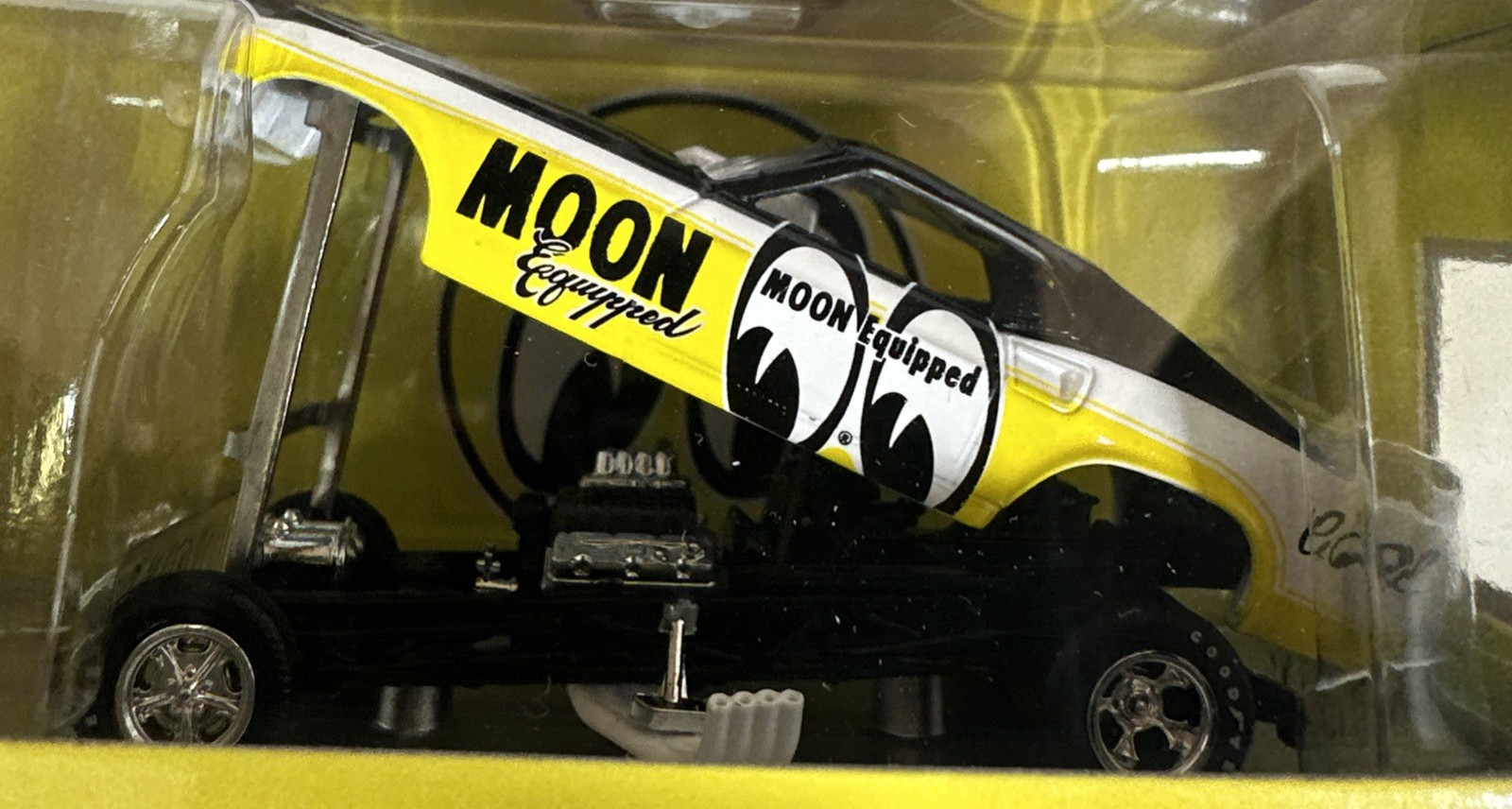 1969 Ford Mustang Funny Car MOON EYES M2 Machines S149 25-120 New in Package