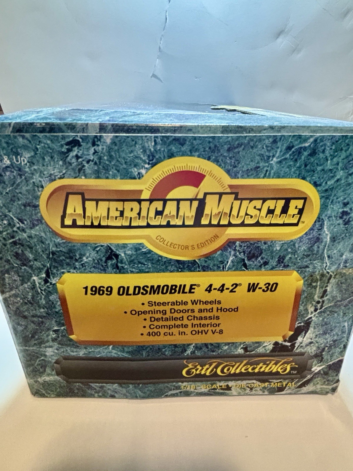 ERTL American Muscle 1969 Oldsmobile 442 W-30 Black 1/18 Diecast Vintage