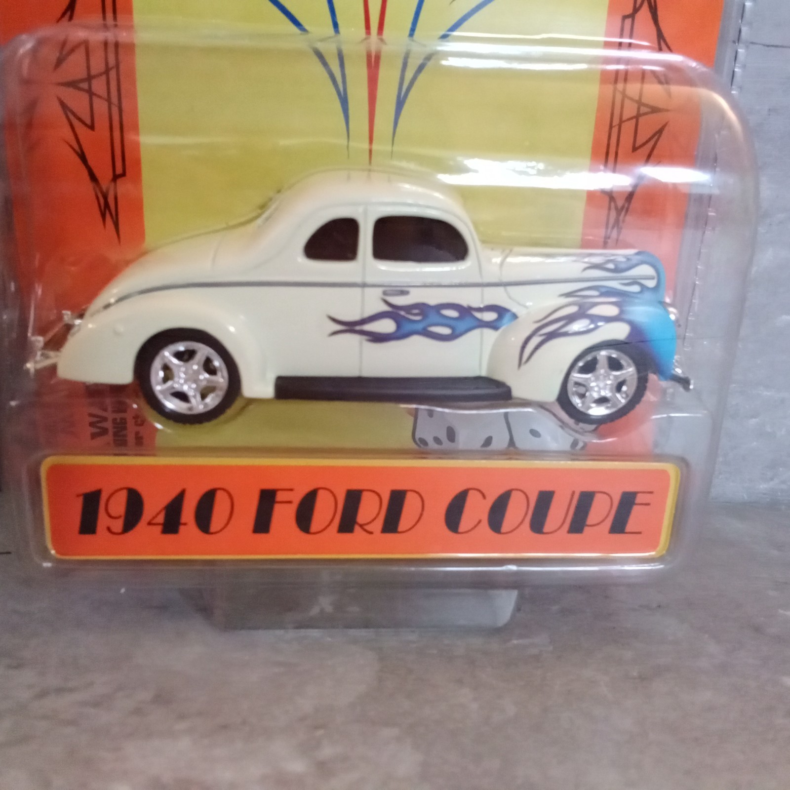 Toy Zone 1:43 Hot Rod Underground 1940 Ford Coupe Off White Diecast 2005