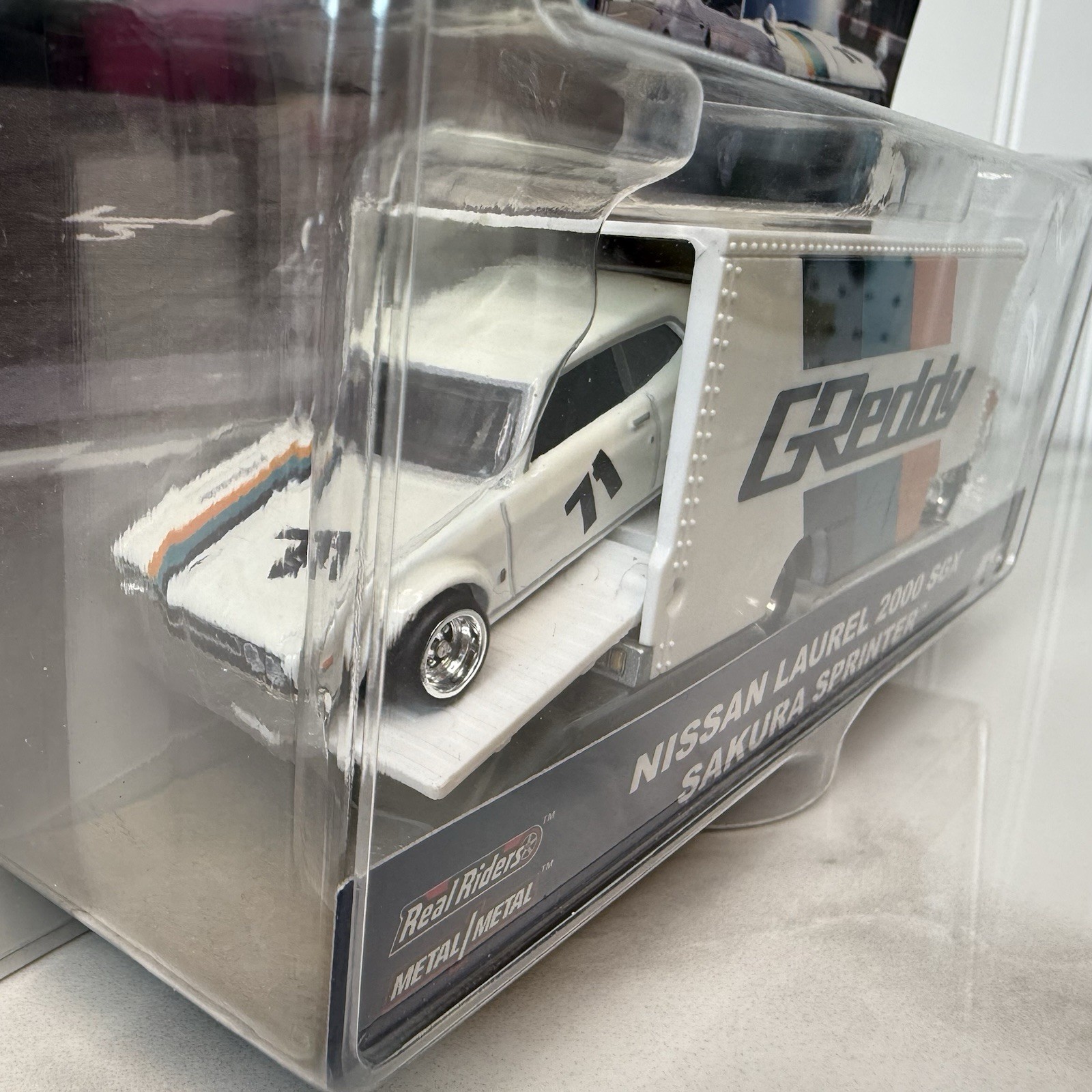 Hot Wheels Premium Team Transport Nissan Laurel 2000 SGX & Sakura Sprinter