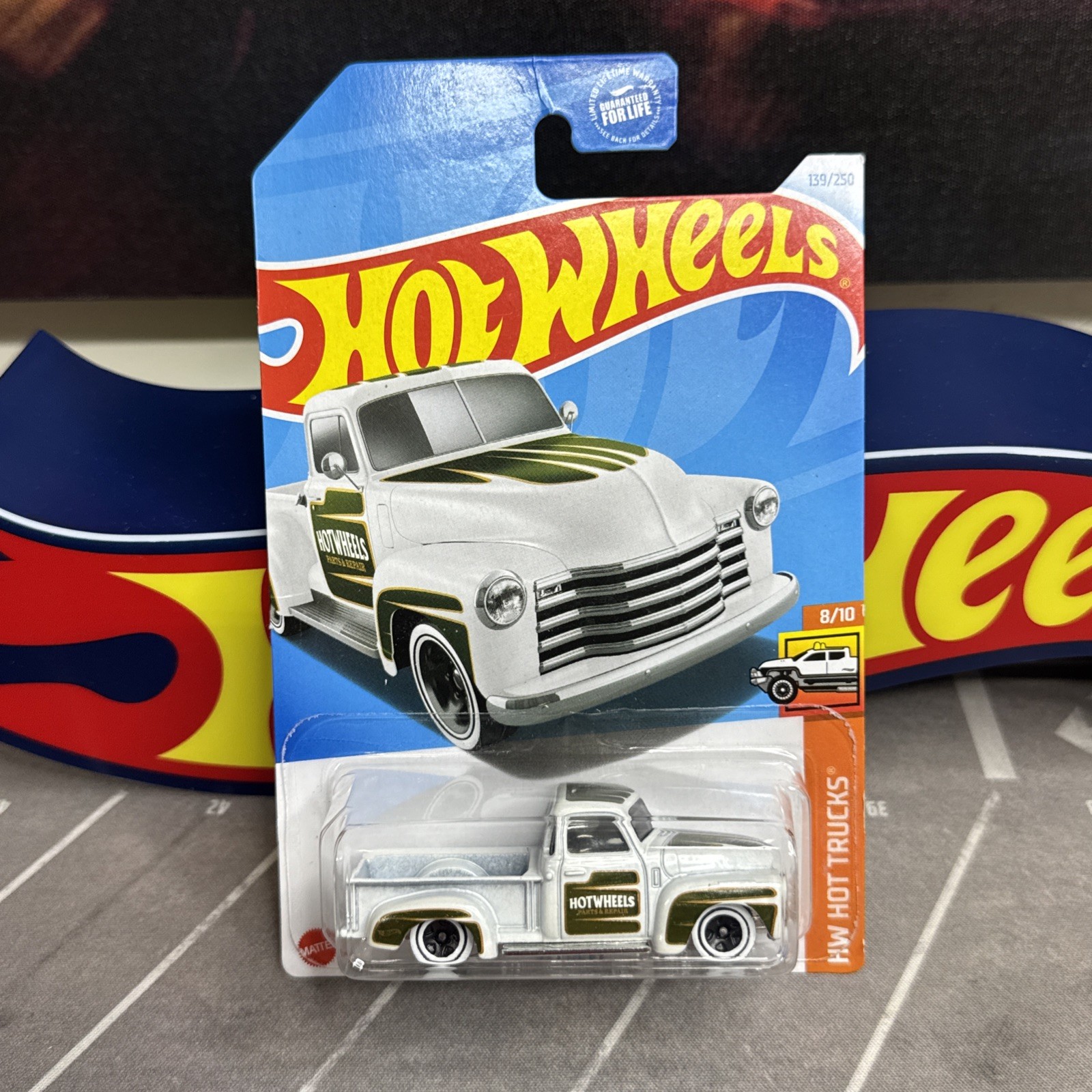 Hot Wheels HW Hot Trucks White 1952 Chevy 5 Window Pickup 8/10