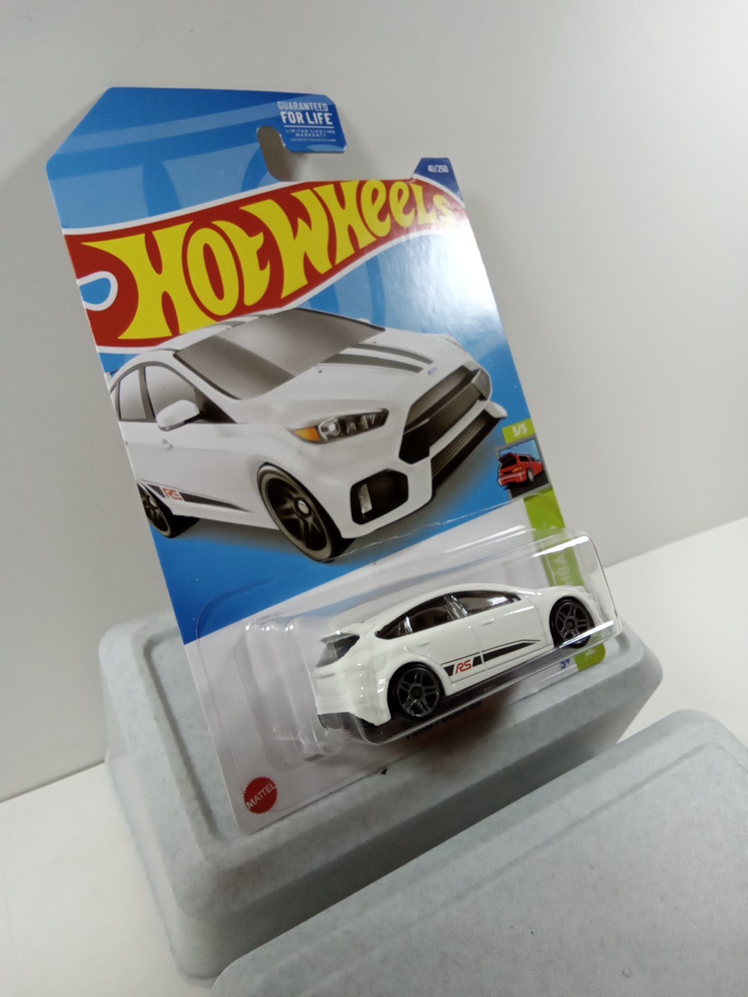 HW FORD FOCUS RS, 2022 HW HATCHBACKS, WHITE VARIATION, KROGER EXCLUSIVE O21