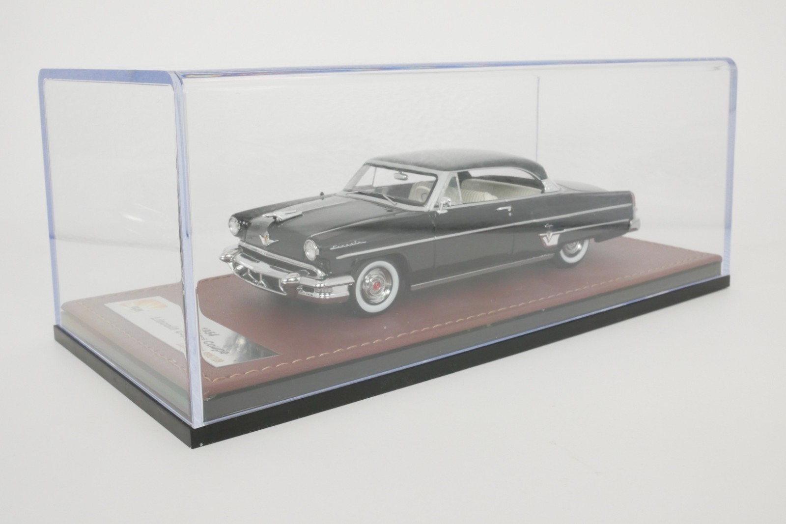 Lincoln Capri coupe 1954 – Regent Black – 1 of 109 – 1/43 GLM GLM102001