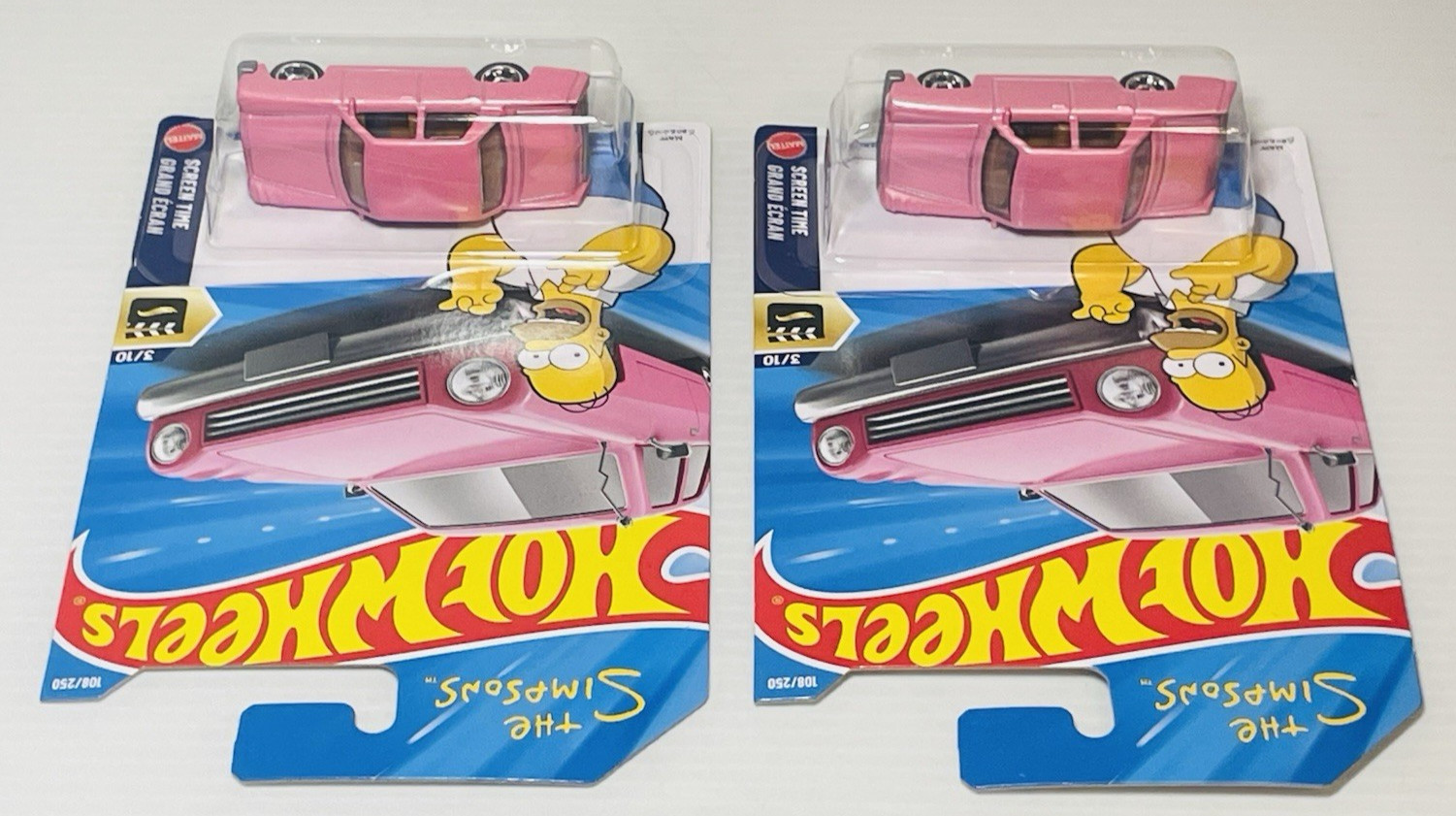 The Simpsons Family Car 2 Pink Cars 2026 Hot Wheels Screen Time NEW Sealed.