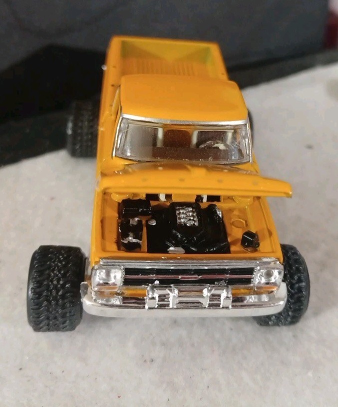 M2 Machines 1:64 Scale (CUSTOM) 1969 FORD F-100 RANGER PICKUP