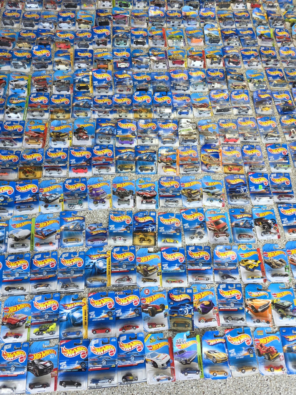 380 Hot Wheels Diecast Car Lot Mixed Collection 1990s 2000s 2010s 2020s Cars
