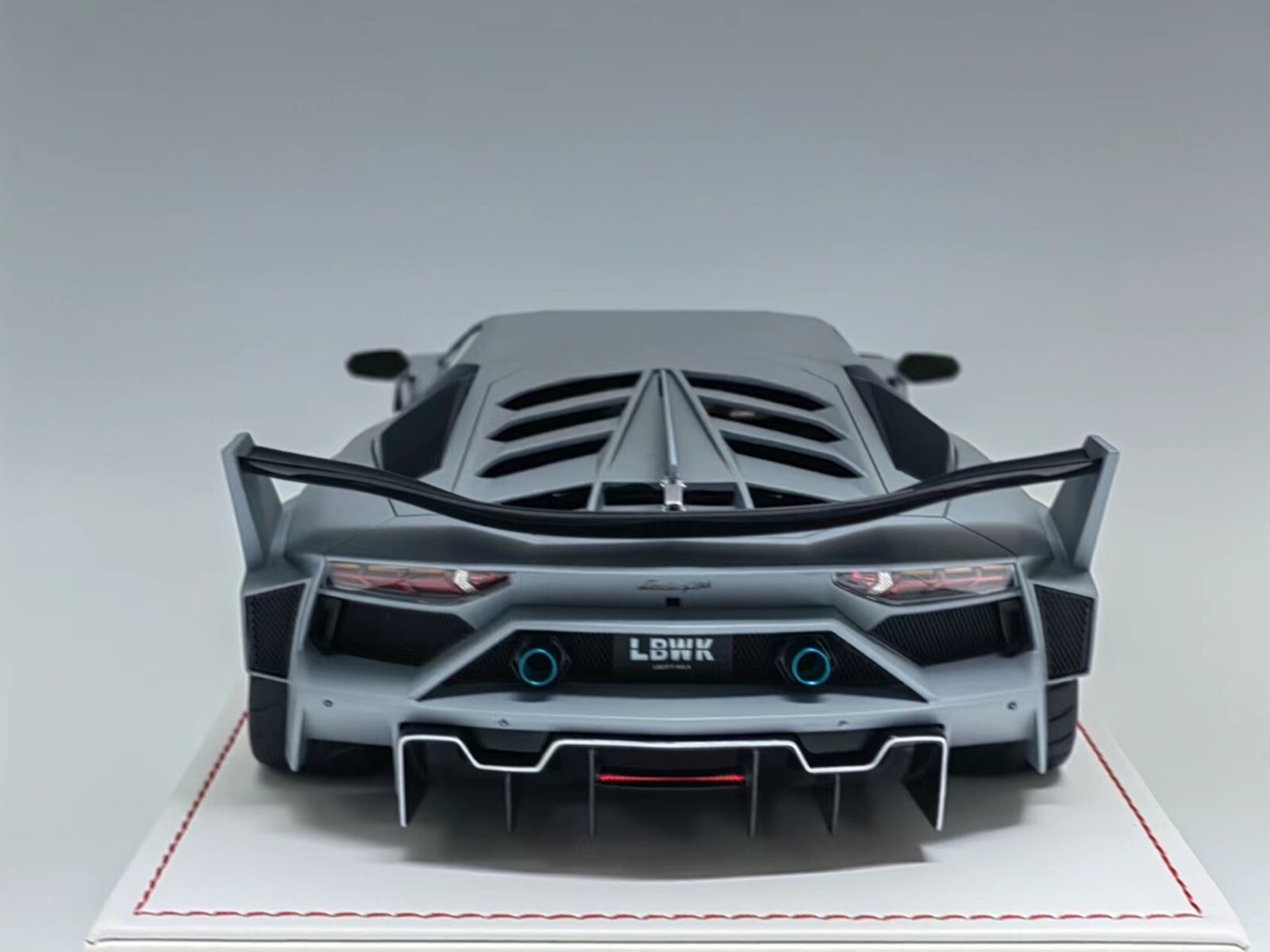 1/18 Ivy Models Lamborghini Aventador GT EVO Liberty fighter Gray Leather