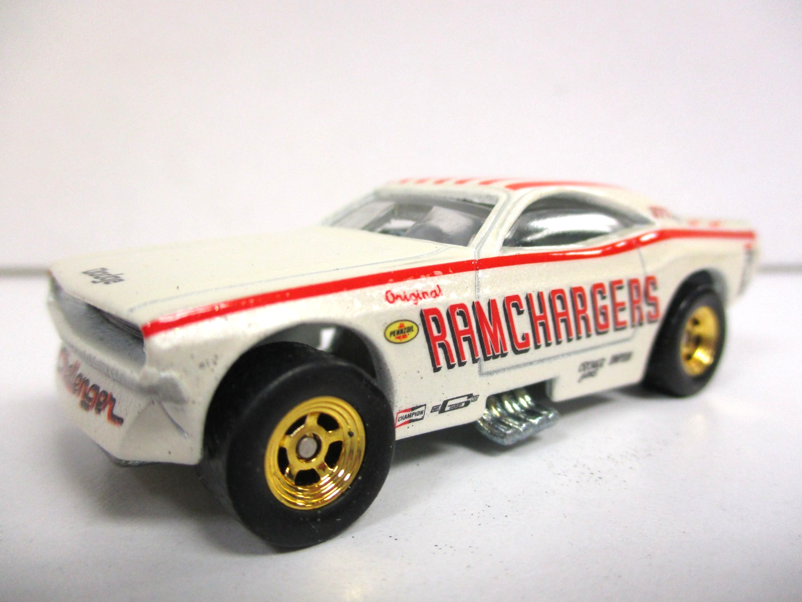 HOT WHEELS – DRAG STRIP DEMONS ORIGINAL RAMCHARGERS DODGE CHALLENGER FUNNY CAR