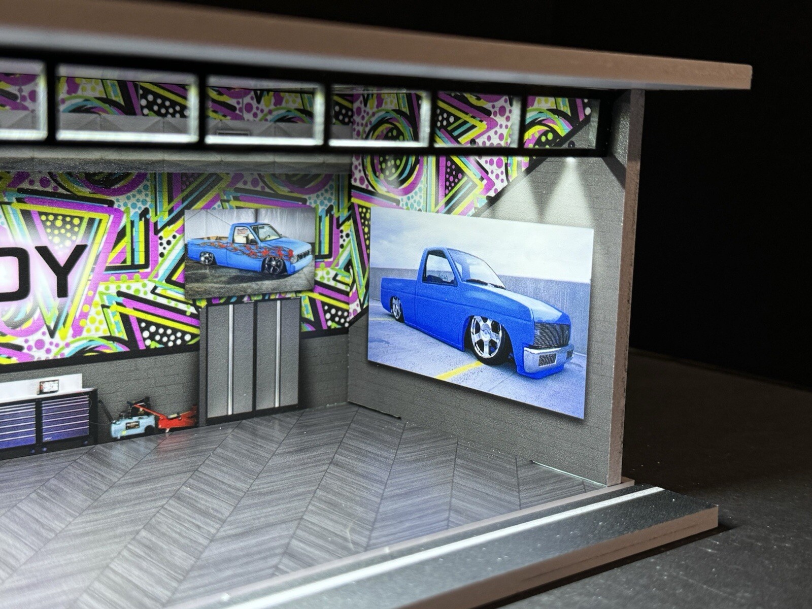 Nissan Hardbody Theme FOR Hot Wheels 1:64 Model Diorama Garage LED Lighting!