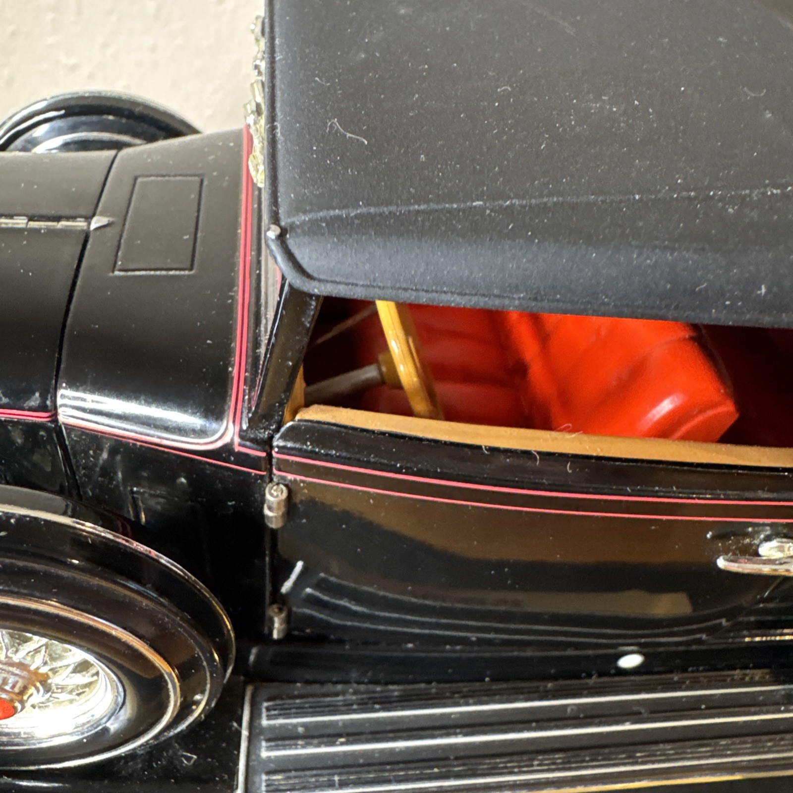 1934 Anson Packard Car Model 1:18 Scale Black Beauty. Removable Top ￼