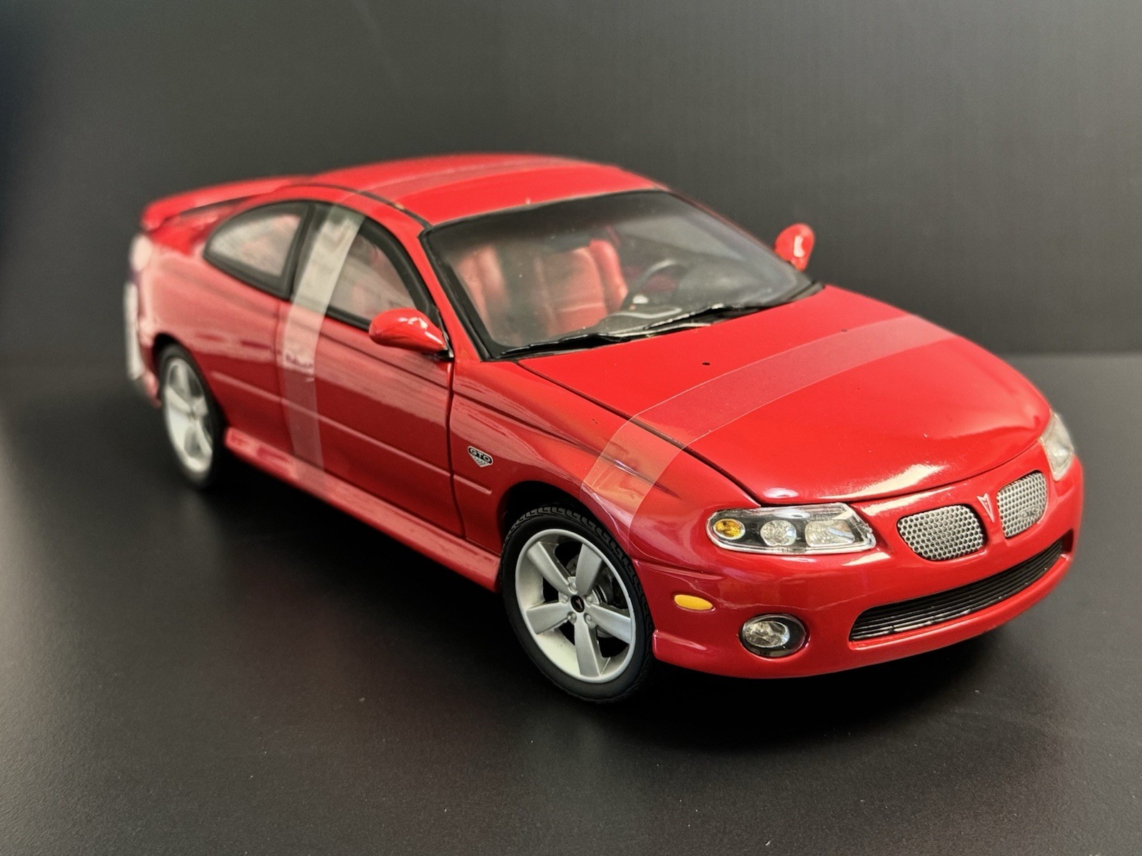 2004 Pontiac GTO Red 1:18 Ertl American Muscle Elite HTF !