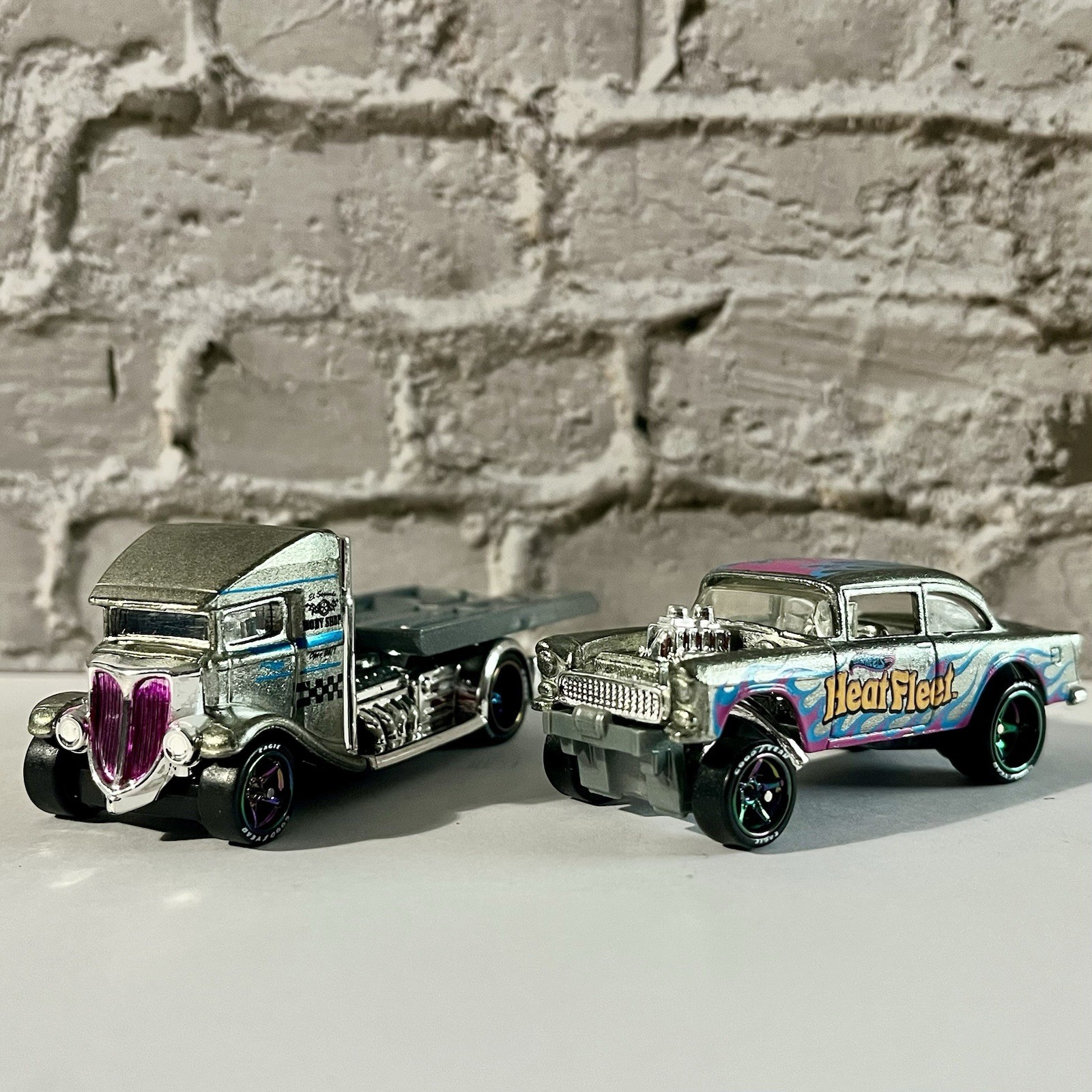 Hot Wheels • Custom • ‘55 Chevy Bel Air Gasser & Fast Bed-Hauler • Real Riders
