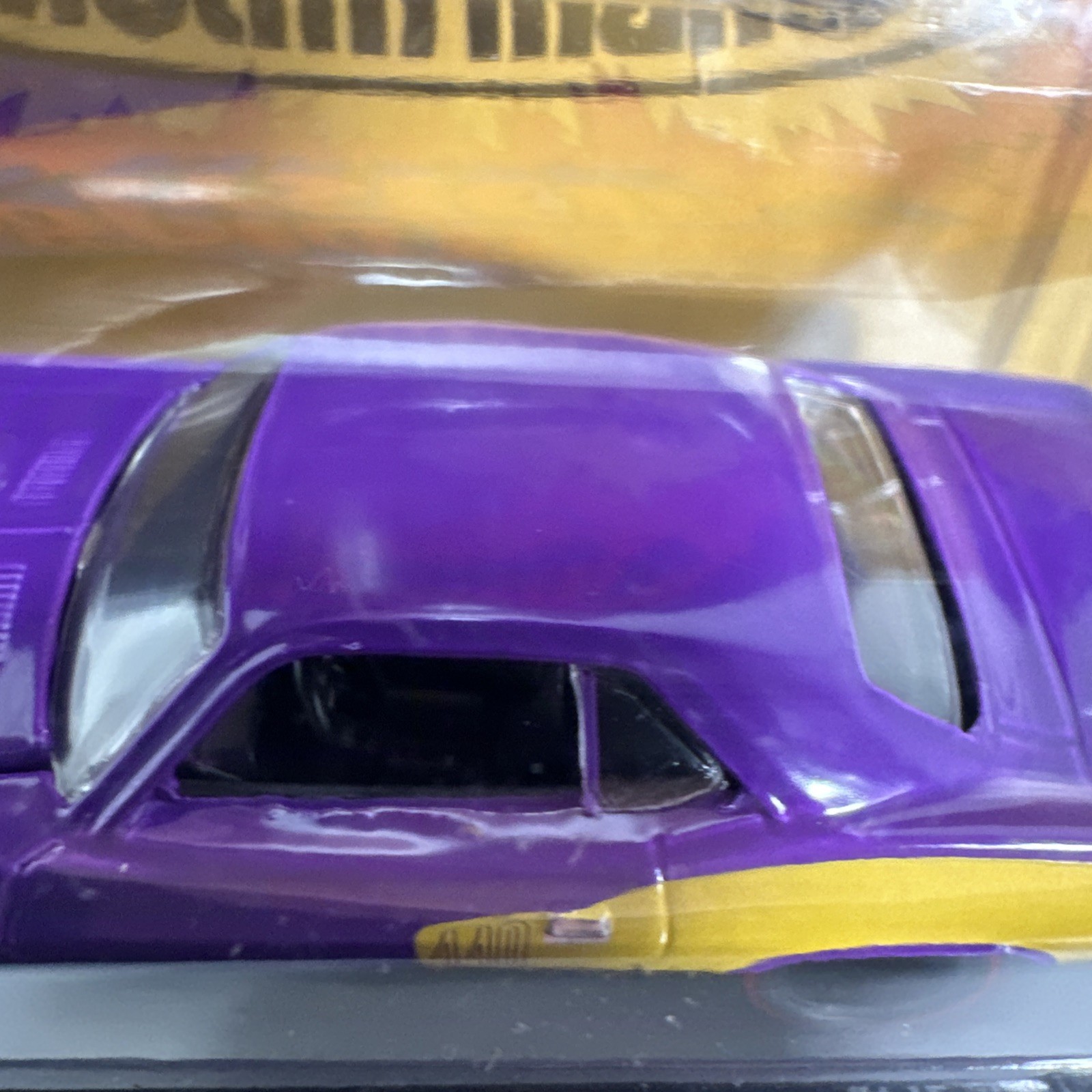 1971 Plymouth Cuda 440 Purple M2 Machines R123 24-72 New in Package Muscle Car