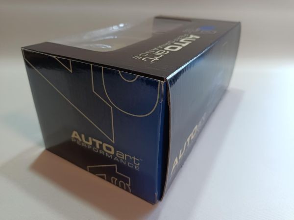 AUTOart 1/18 Mini Cooper Yellow