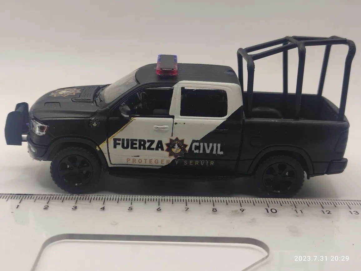1:46 Mexico Guardia Civil Nuevo León Military Ram 1500 CUSTOM Car Mexican