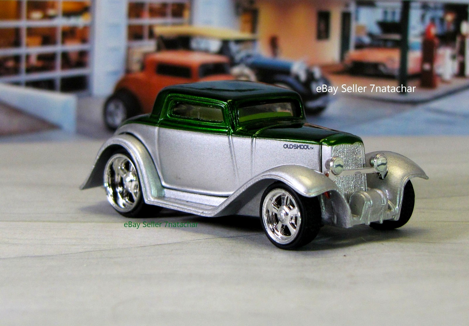 1932 Ford 3 Window Coupe Chop Top Flathead V8 Hot Rod Model 1/64 Scale