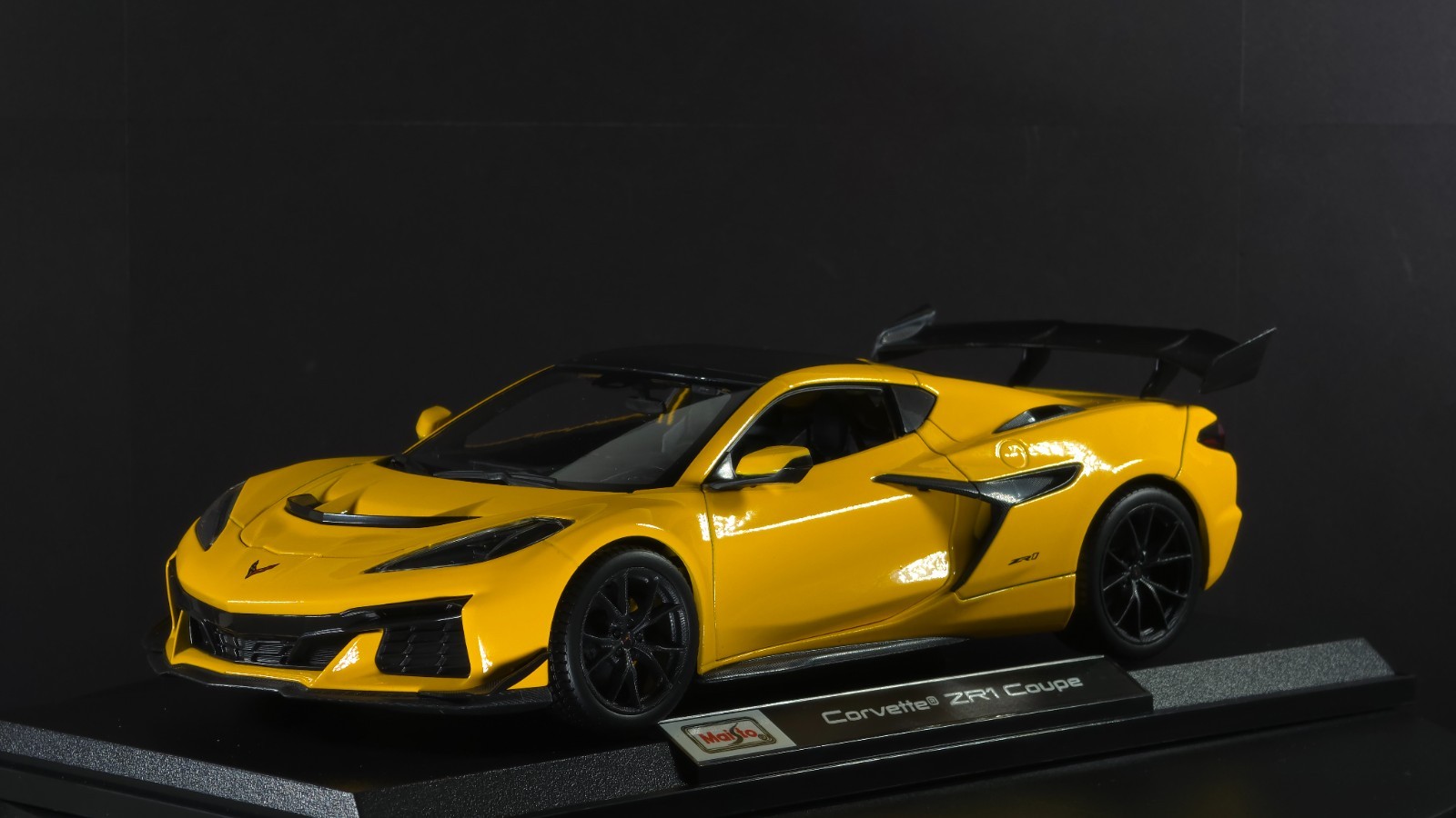 Corvette ZR1 Coupe 1:18 Maisto Exclusive Style Special Edition