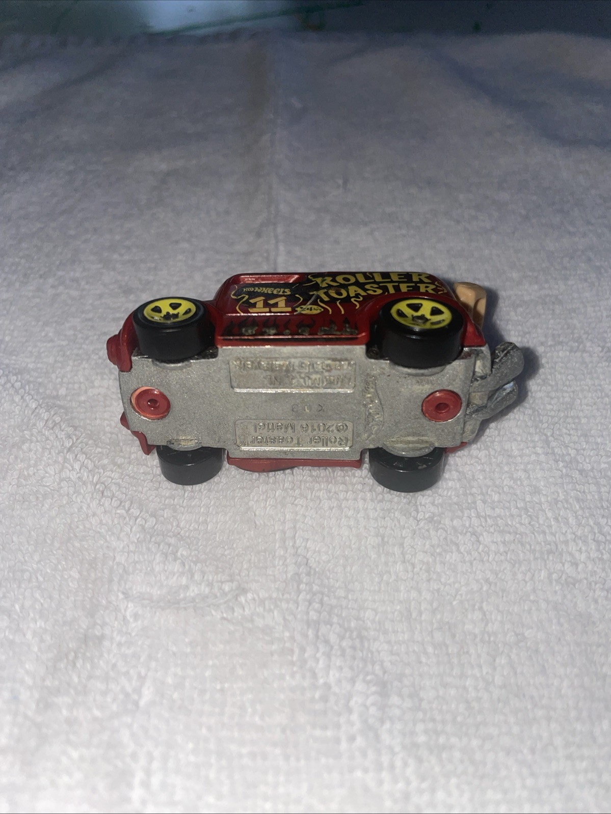 Hot Wheels Toaster Truck Mattel Car Red 2016 Roller Up/down Diecast