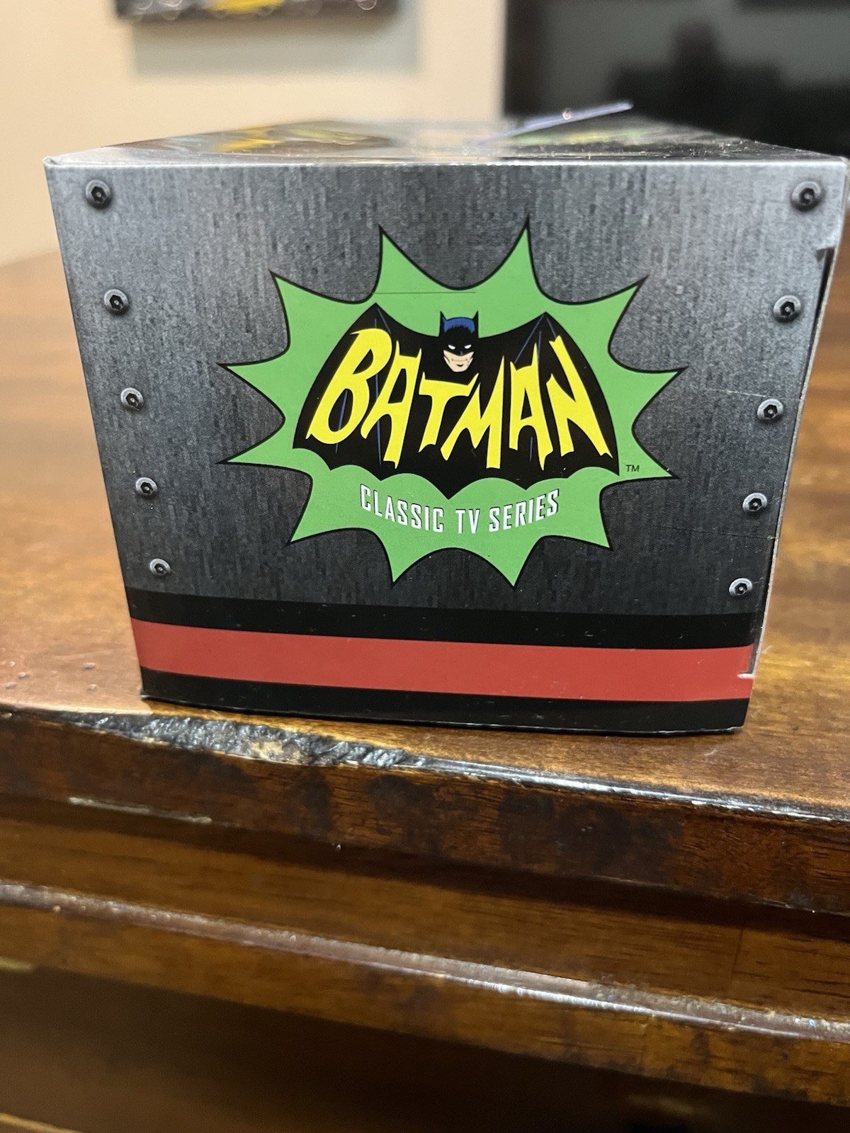 1:43 Jada Tv Series Batman Car New In Box