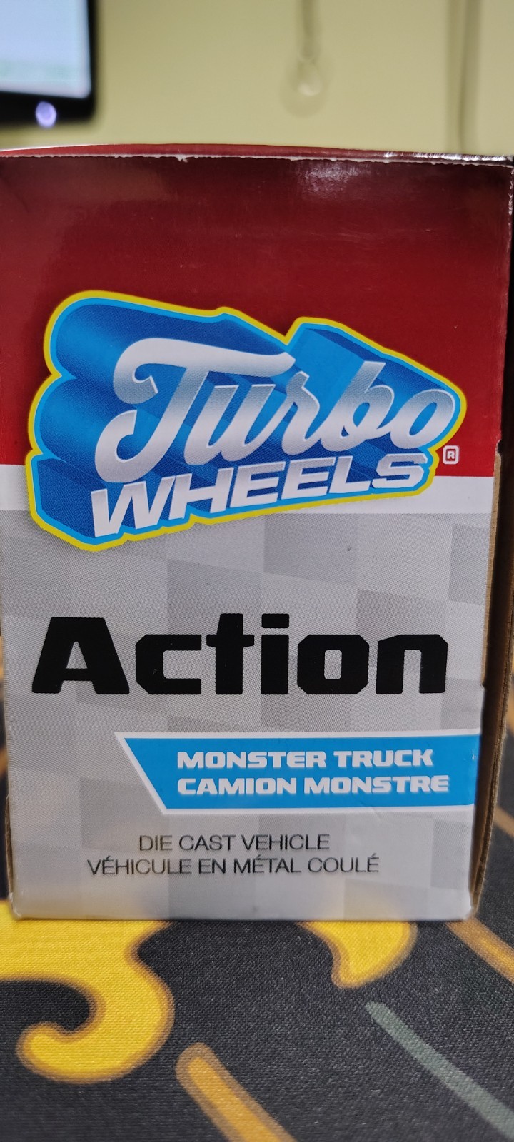 Turbo Wheels Action Monster Truck Yellow Flame 4×4 Die Cast Toy Vehicle NIB 1:64
