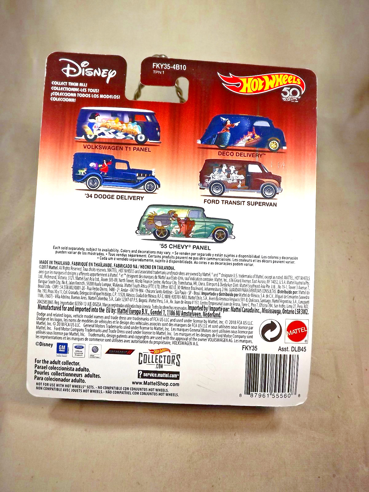 2018 Hot Wheels Disney One Hundred and One Dalmatians 4/5 FORD TRANSIT SUPERVAN