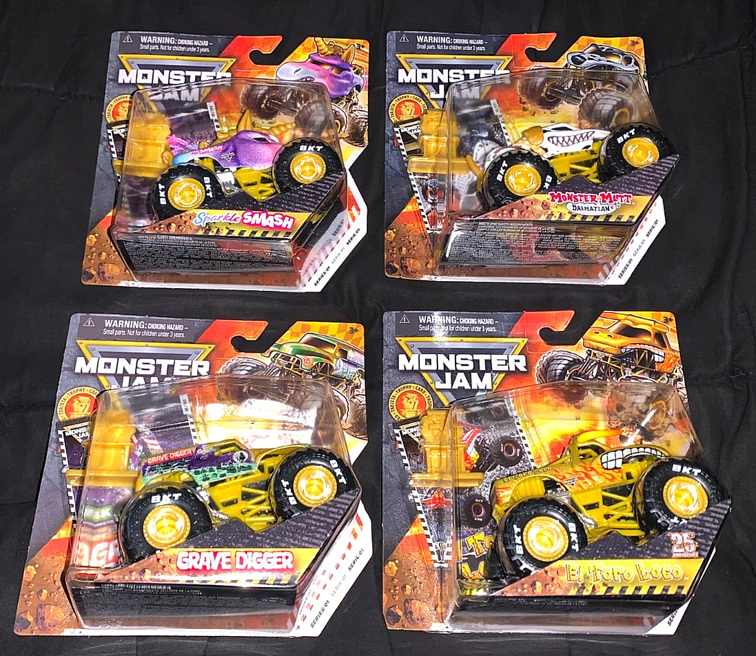 SPIN MASTER 2026 DIECAST MONSTER JAM GOLD TROPHY CARD SERIES #01 4 TRUCK SET NEW