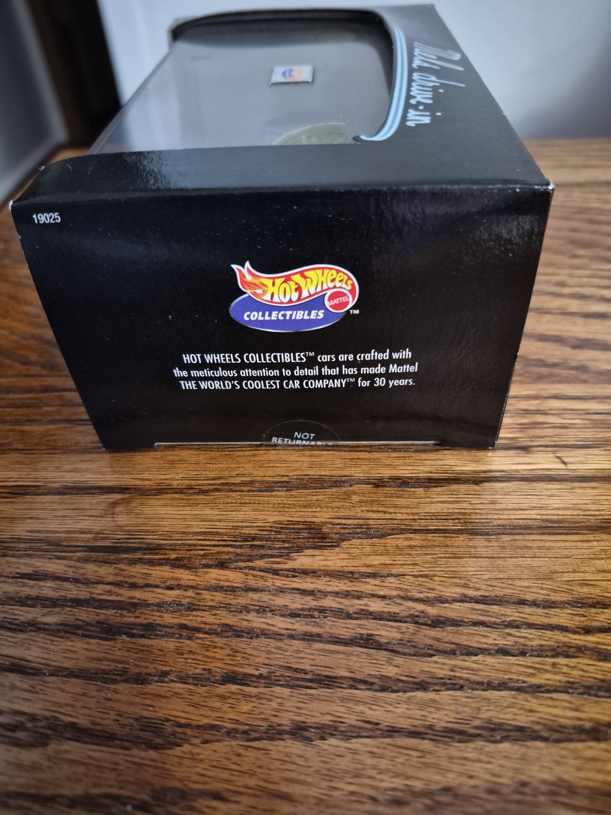 Hot Wheels Collectibles American Graffiti 25th Anniv Mel’s Drive-In 1:64 Set