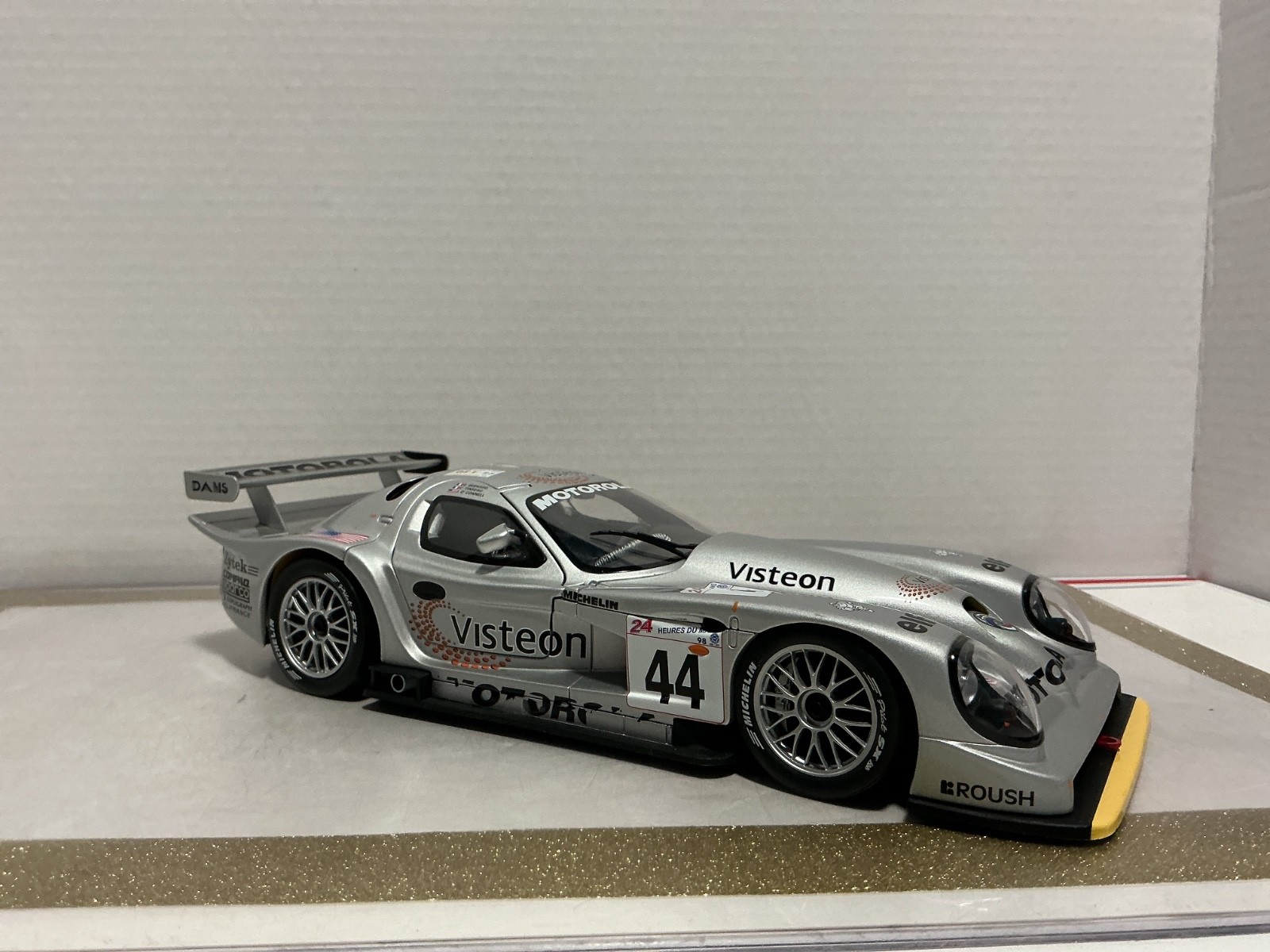 1:18 AUTO ART MOTOROLA #44 LTR-1