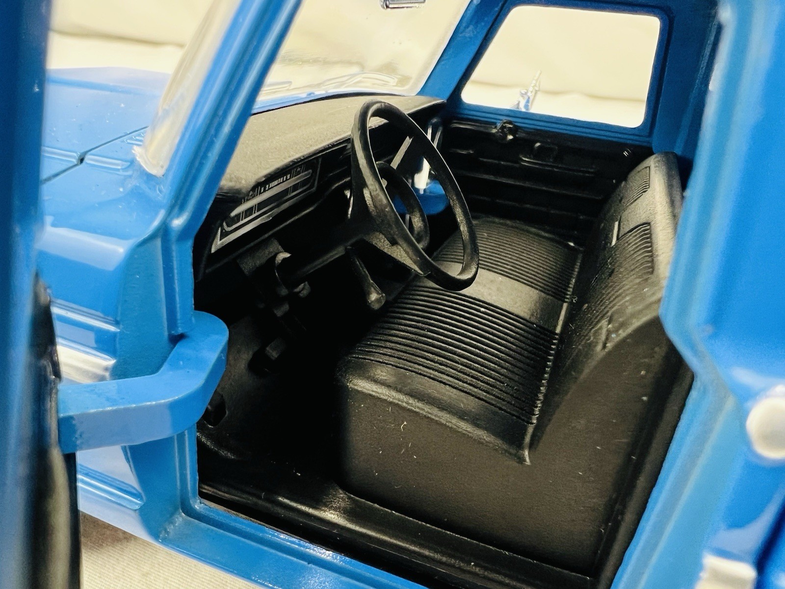 No Box Motormax 1972 Ford F-100 Pickup Truck 1:24 Light Blue