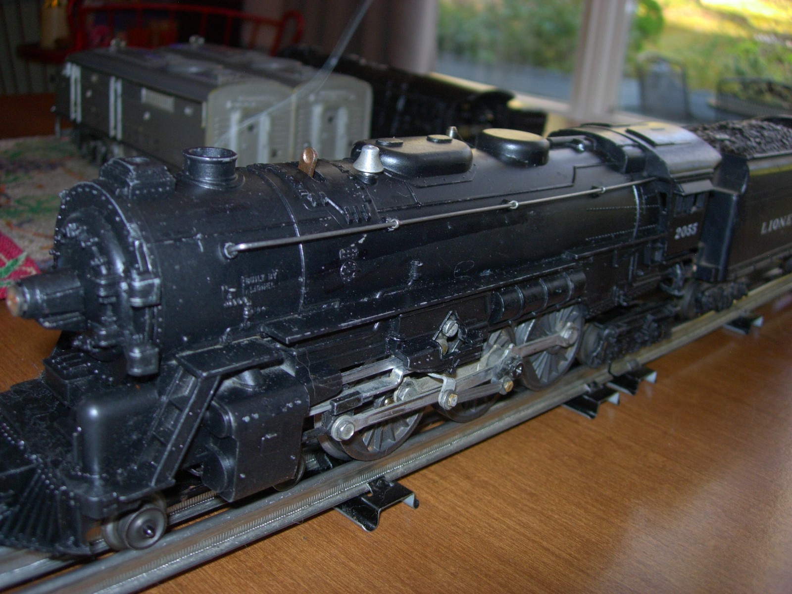 HERE IS A NICE LIONEL #2055 O/027 GAUGE 4-6-4 DIE-CAST “HUDSON” ENGINE/TENDER A1