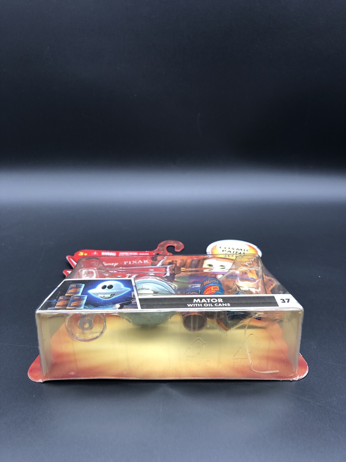 Disney Pixar Cars Mator With Oil Cans And Stand UFO UFM Mater Tales Toons 1:55