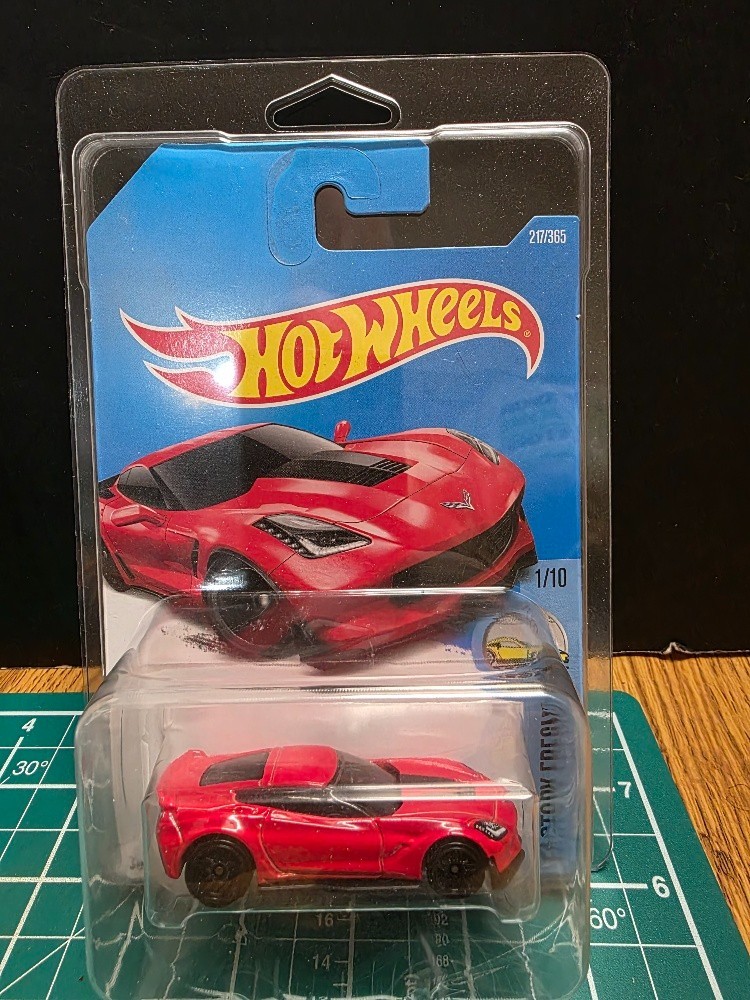 LOT OF 6 HOT WHEELS IN PROTECTORS NO DOUBLES, SEE DESCRIPTION FOR DETAILS (PR)