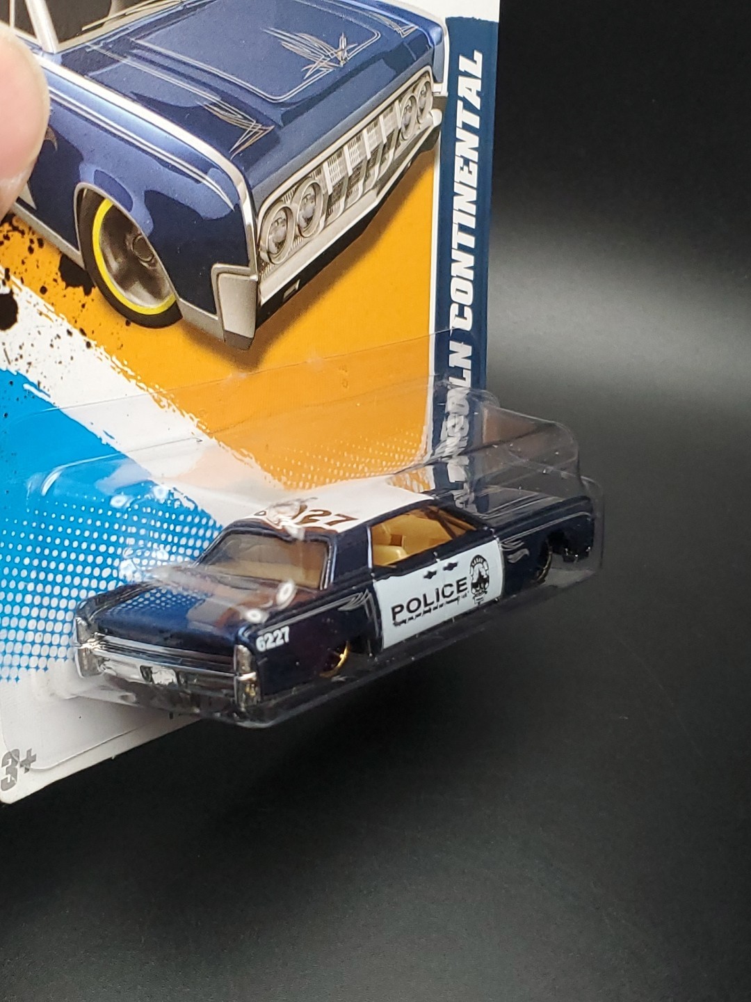 Hot Wheels 2012 HW Main Street 10/10 ’64 Lincoln Continental Police Blue