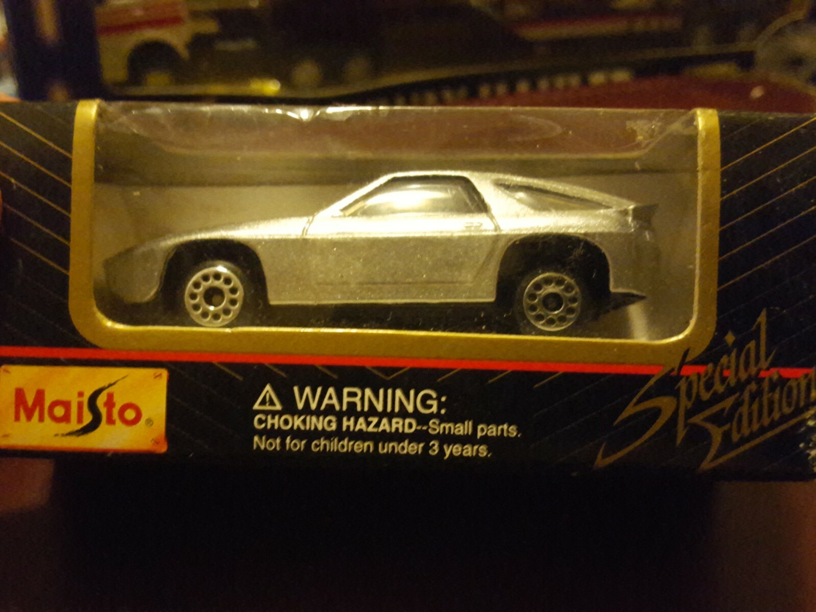 Maisto special edition diecast car silver