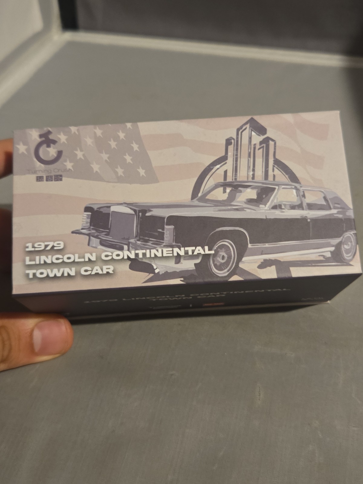 Turning Crush SunStar 1:64 1979 Lincoln Continental Town Car Diecast Light Blue