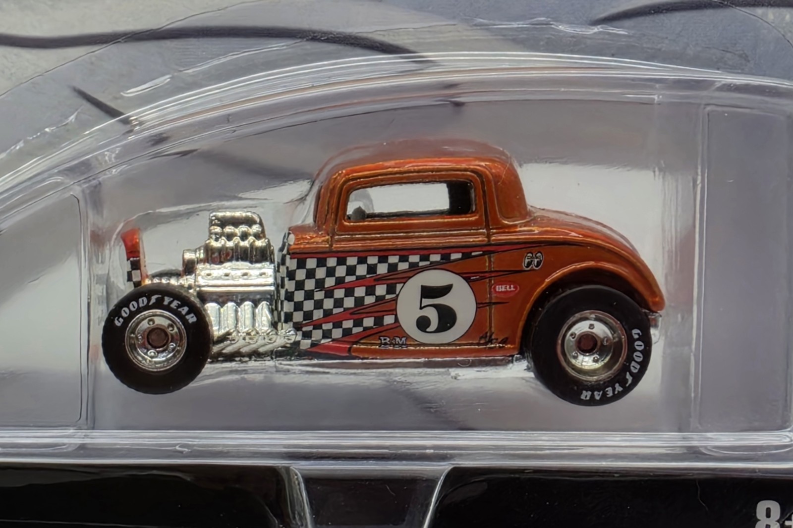 HOT WHEELS 100% PREFERRED ROD & CUSTOM MAGAZINE SERIES ’32 FORD #1/4 REAL RIDERS