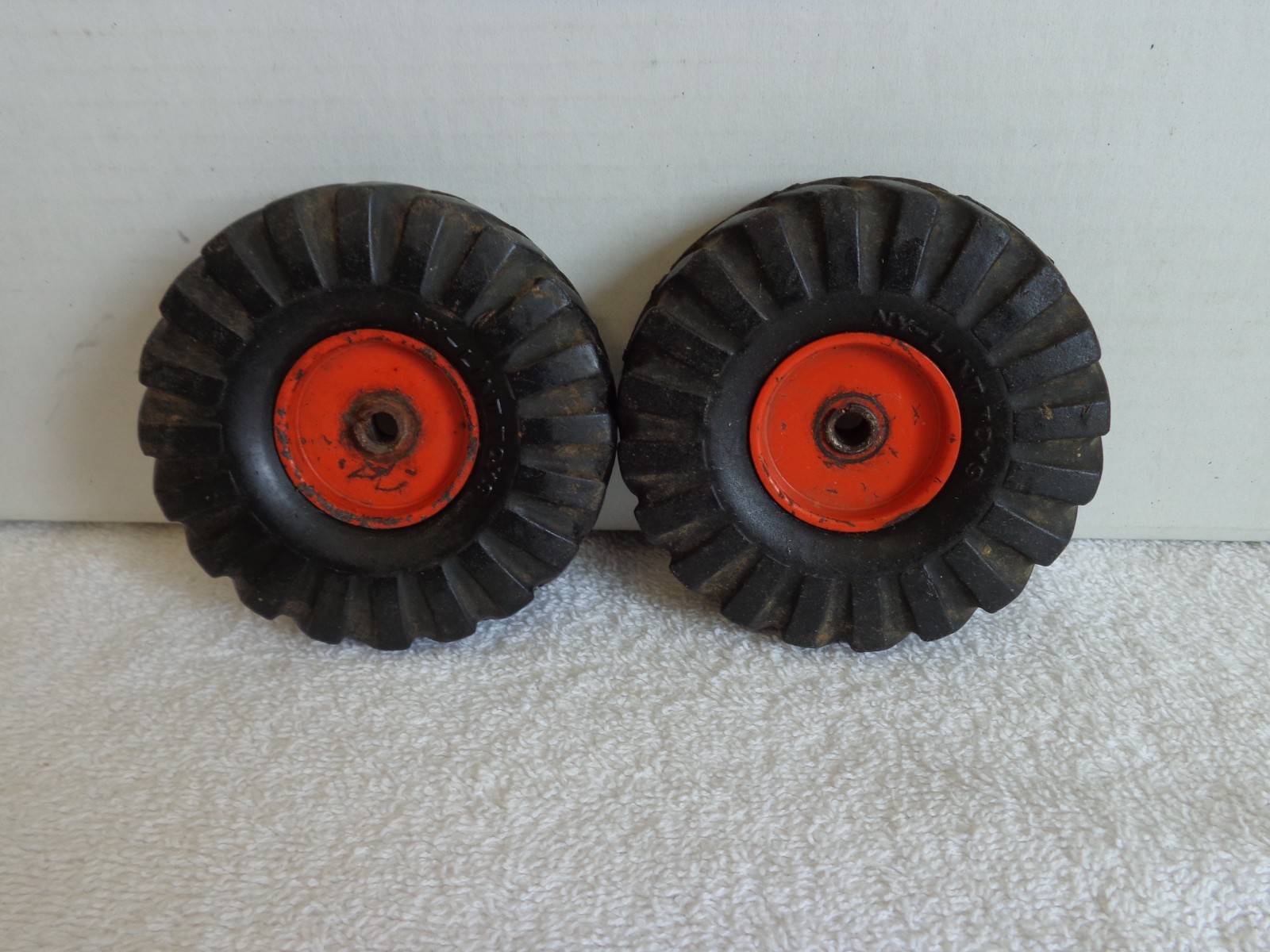 Vintage Nylint Wheels Set Of 2 Hard Rubber 3-3/4 D x 1-1/8 W For Truck Tractor